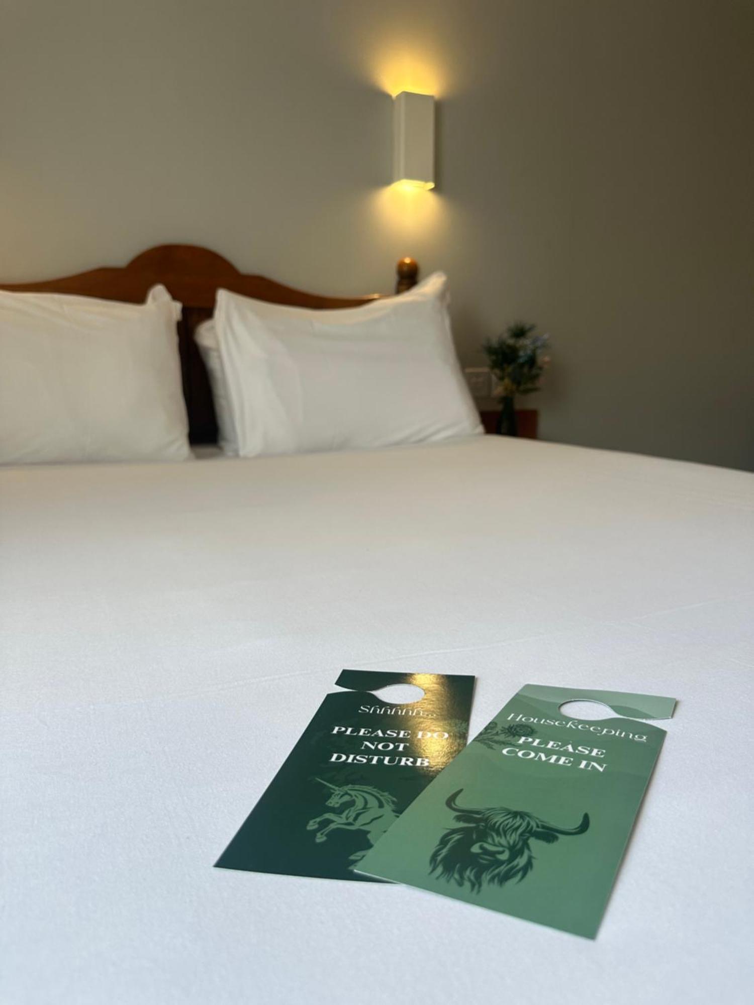 Go2 Glasgow Cumbernauld Hotel - Free Parking And Pet Friendly Екстер'єр фото